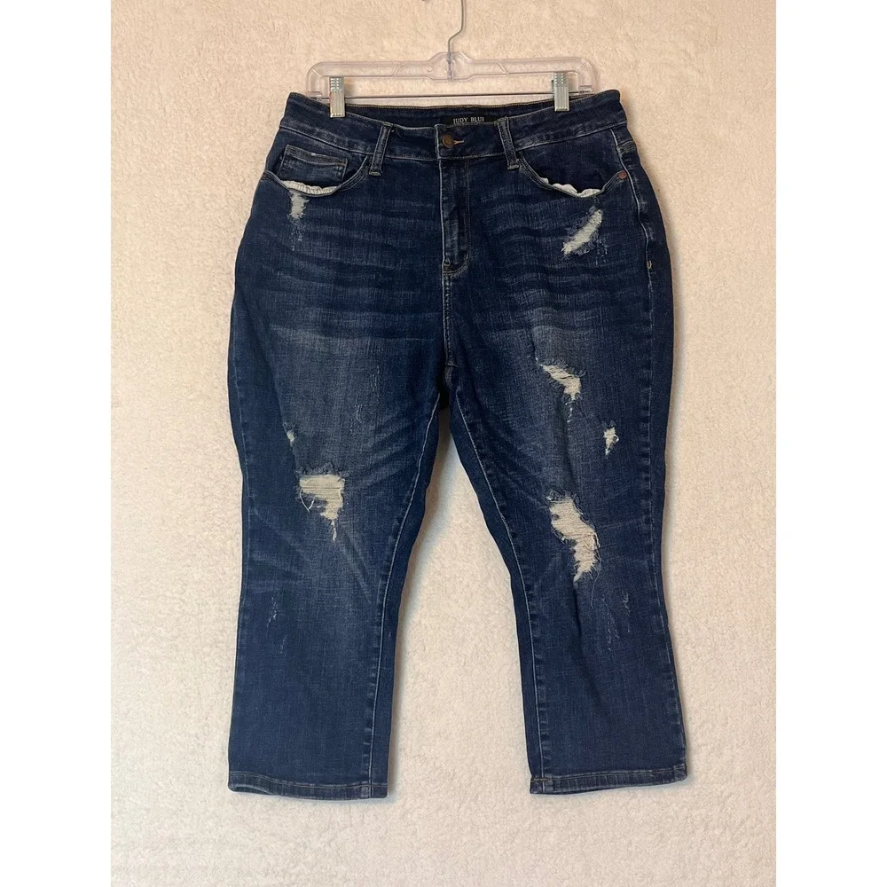 Judy Blue Capri Fit Distressed Dark Wash Denim Jeans 16W JB88211 DK-CO